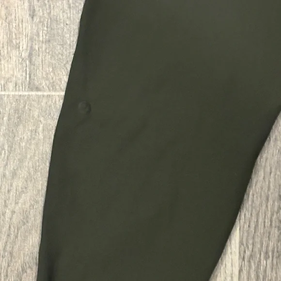 Lululemon Women's Olive Green Joggers - Picture 3 of 5